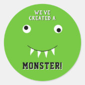 "We hebben een Monster" Halloween Baby shower Creë Ronde Sticker (Voorkant)