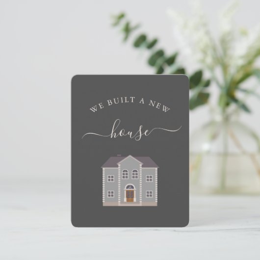 We hebben een nieuw huis gebouwd dat we hebben aan (Staand voorkant)