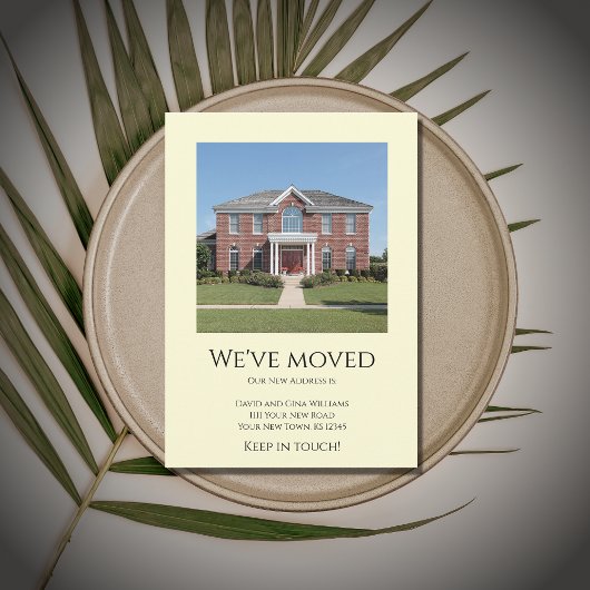 We hebben eenvoudige foto minimalistische verplaat aankondiging