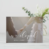 We hebben Elegante kalligrafie fotokaart Aankondiging (Staand voorkant)