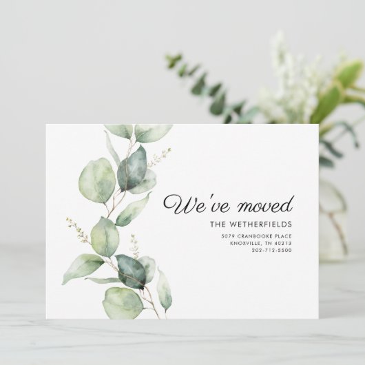 We hebben Eucalyptus Greenery Moving Aankondiging (Staand voorkant)