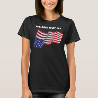 We hebben geen Amerikaanse vlag ondersteboven T-shirt