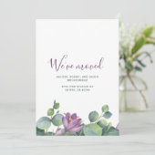 We hebben Green Paars Floral New Home verplaatst Aankondiging (Staand voorkant)