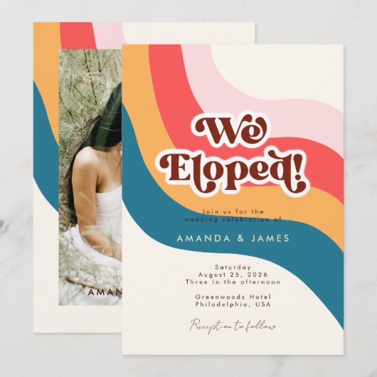We hebben Groovy Retro 70s Wavy Line Photo Wedding Kaart (Voorkant / Achterkant)