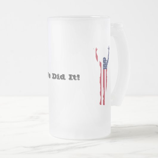 We hebben het gedaan! matglas bierpul (Voorkant rechts)