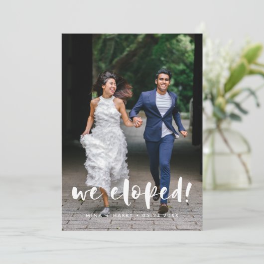 We hebben het moderne script bruiloft fotokaart aankondiging (Staand voorkant)