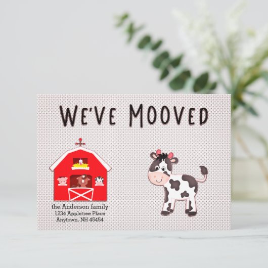 We hebben Koe verplaatst in Barnyard New Address N (Staand voorkant)