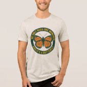 We Hebben Maar één Monarch En Dat Is Een Maar Tri-Blend Shirt (Voorkant)