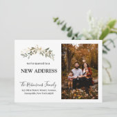 We hebben New Address Photo Foliage Minimalist ver Aankondiging (Staand voorkant)