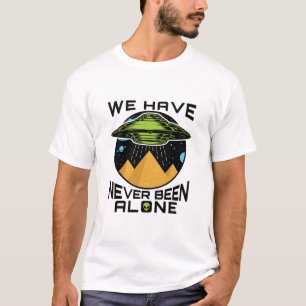 We hebben nog nooit een oude buitenlanders in Egyp T-shirt