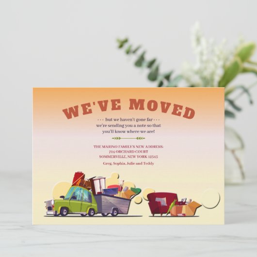 We hebben onze aankondiging verplaatst (Staand voorkant)