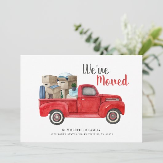 We hebben Red Truck Change of Address Moving (Staand voorkant)