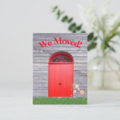 We hebben Rustic Red Double Doors Flowers verplaat Briefkaart (Staand voorkant)