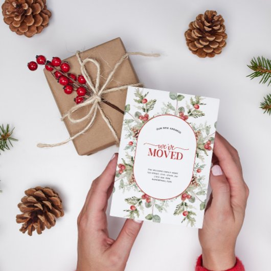 We hebben Winter Pine Red Berry verplaatst Aankondigingskaart