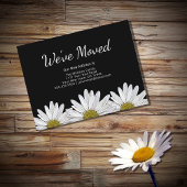 We hebben witte madeliefjes rustiek botanisch zwar aankondigingskaart