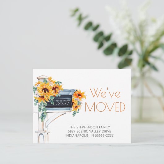 We hebben zonnebloemen Eucalyptus Mailbox verplaat Aankondigingskaart (Staand voorkant)