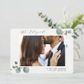 We hielden elegante eucalyptus foto bruiloft aankondiging (Staand voorkant)