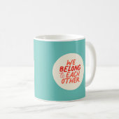 We horen bij elkaar - Mok rood en mint (Voorkant rechts)