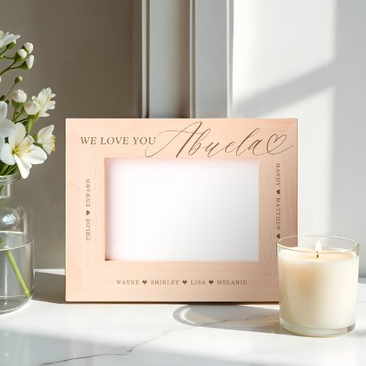 We houden van je Abuela Script Hart Grandkid Namen Gegraveerde Lijstjes