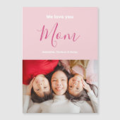 We houden van je mam roze minimalistische fotomagn (Voorkant)