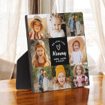 We houden van je Mama Familie Moderne Fotocollage Fotoplaat<br><div class="desc">De We Love You Mommy Family Modern Photo Collage Plaque is een oprechte herinnering die de speciale band tussen een moeder en haar familie viert. Met een aanpasbaar ontwerp kunt u met deze plaquette uw favoriete familiefoto's uploaden en ze in een prachtige collage rangschikken. De strakke, moderne lay-out wordt aangevuld...</div>