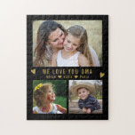 We houden van je OMA 3 Photo Collage Black Legpuzzel<br><div class="desc">Geef deze leuke foto-puzzel een persoonlijk tintje met 3 favoriete foto's van kleinkinderen voor oma om op te lossen. Voeg een liefdevol bericht en namen toe voor de persoonlijke aanraking.</div>
