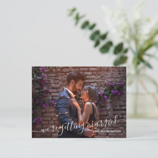 We krijgen een gehuwd fotohuwelijk om de datum op aankondigingskaart (Staand voorkant)