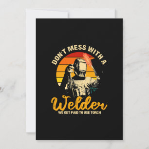 We krijgen geld voor een lassen die we gebruiken. aankondiging