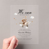 We kunnen nauwelijks wachten! Teddybeer en vliegtu Acryl Uitnodigingen (Insitu (Draagbaar))