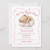 We kunnen wachten op Pink Bow Beer Girl Baby showe Kaart (Voorkant)