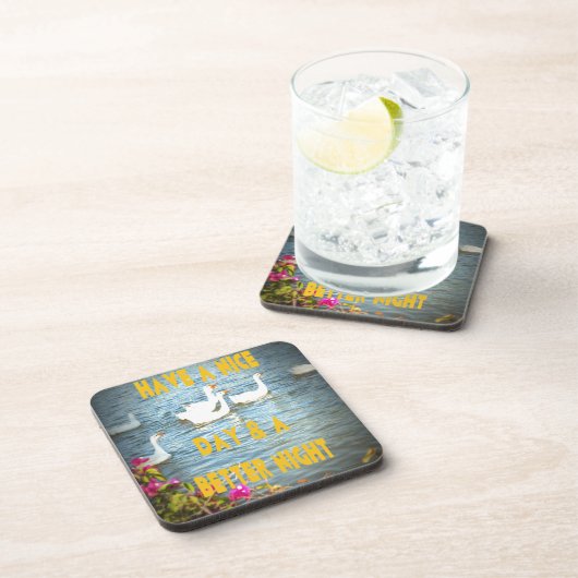 We laten onze klanten altijd tevreden en gelukkig  bier onderzetter (Rechterzijde)