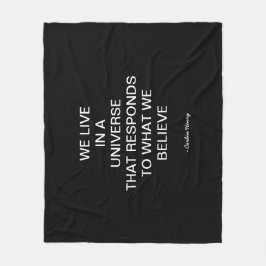 We Leven In Eén Universum Fleece Deken