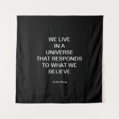 We Live In A Universe Wandkleed (Voorkant)