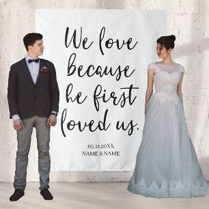 We Love Because He First Loved Us Achtergrond Brui Wandkleed