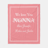 "We Love You NONNA" Gepersonaliseerde namen Zalm Fleece Deken (Voorkant)