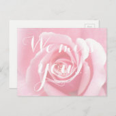 We missen je, Handschrift Typography Pink Rose Briefkaart (Voorkant / Achterkant)