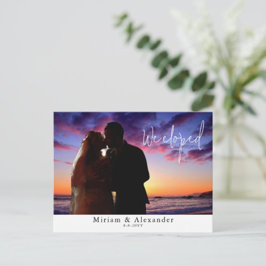 We ontwikkelden een Briefkaart voor de aankondigin (Staand voorkant)