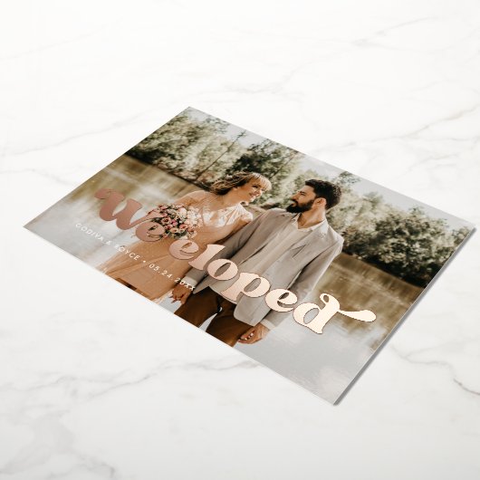 We ontwikkelden Retro trouwfoto's roos gouden foli Folie Uitnodiging (Gedraaid)