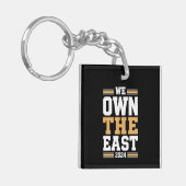 We Own The East 2024 Sleutelhanger (Voorkant Links)