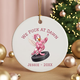 We Puck at Dawn Persoonlijke Ijshockeyornament voo Keramisch Ornament