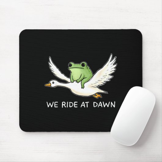 We Ride At Dawn Funny Frog Riding Goose Chaotic An Muismat (Met muis)