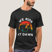 We rijden bij Dawn Funny Dad Vaderdag grasmaaien T-shirt (Voorkant)