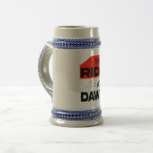 We rijden bij Dawn T-Shirt - Adventure Biker Bierpul (Voorkant links)