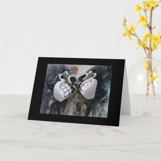 WE SAY HAVE A HAPPY BIRTHDAY OR ANSWER TO US KAART (Gele Bloem)