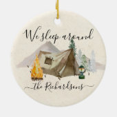 We slapen rond Waterverf en personaliseren Camp Te Keramisch Ornament (Achterkant)