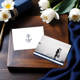 We sloten de Knot Nautical Navy & White Save The Date