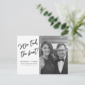 We sloten de Knot Script Wedding Announding Foto Briefkaart (Staand voorkant)