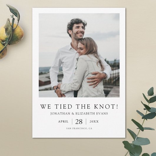We sloten het Knot Modern Photo Elopement Wedding Aankondiging