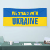 We staan voor de Oekraïense vlag Spandoek (Beurs)