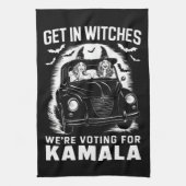 We stemmen op Kamala Halloween Theedoek (Verticaal)